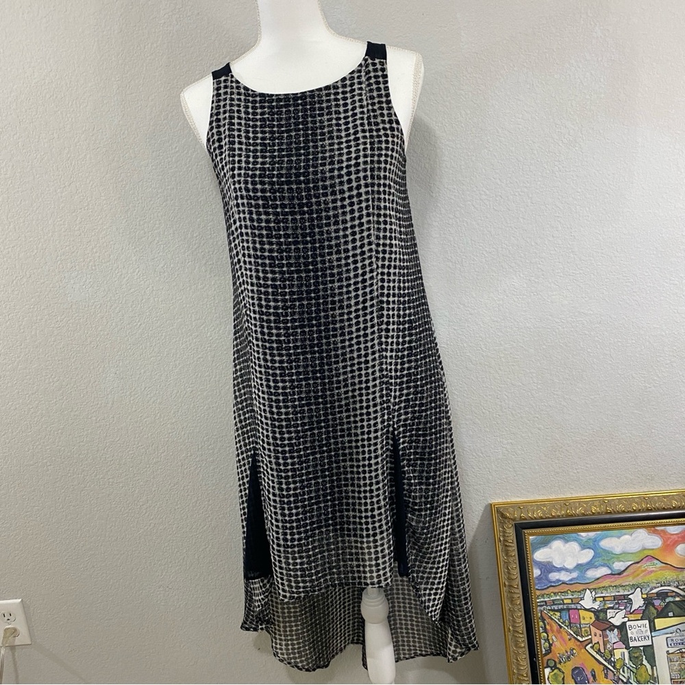 BCBGeneration Black and White Dress, Classic, Sleeveless, Size XS